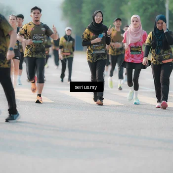 Runner Photo 6408757