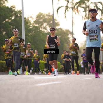 Runner Photo 6408765