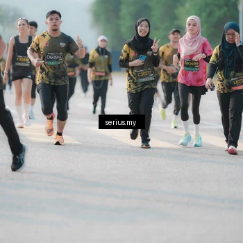 Runner Photo 6408766