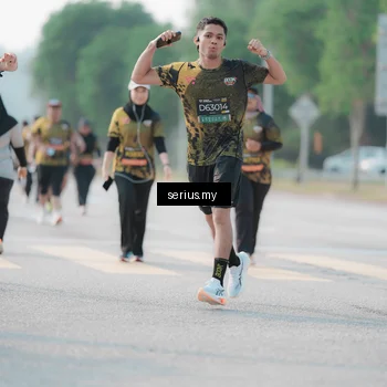 Runner Photo 6408769