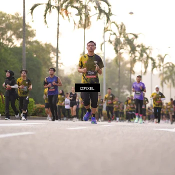 Runner Photo 6408773