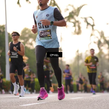 Runner Photo 6408776
