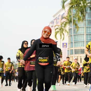 Runner Photo 6408804