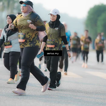 Runner Photo 6408812