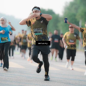 Runner Photo 6408814