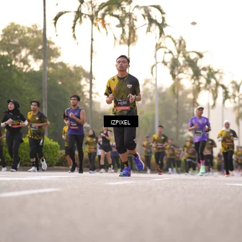 Runner Photo 6408815