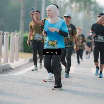 Runner Photo 6408834