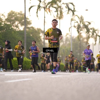 Runner Photo 6408845