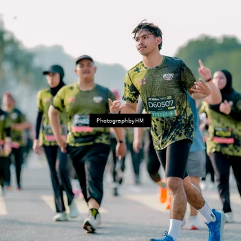 Runner Photo 6408867