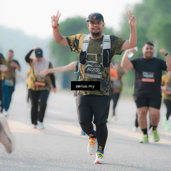 Runner Photo 6408871