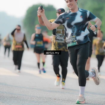 Runner Photo 6408885