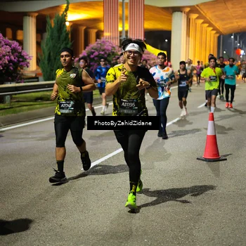 Runner Photo 6408894