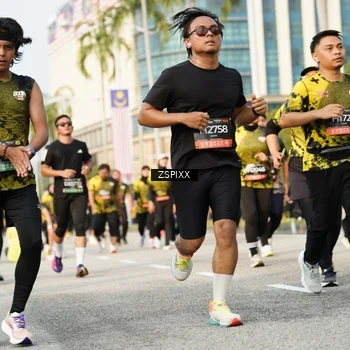 Runner Photo 6408896