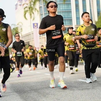 Runner Photo 6408901