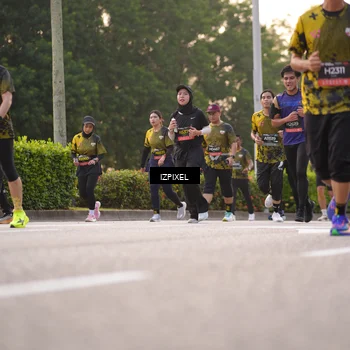 Runner Photo 6408910