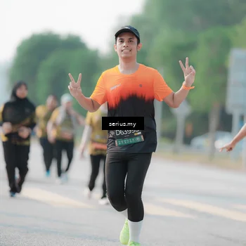 Runner Photo 6408946