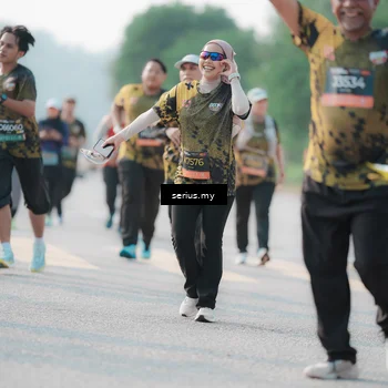 Runner Photo 6408973