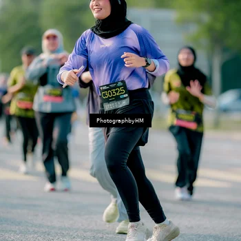 Runner Photo 6409004