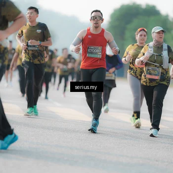 Runner Photo 6409007