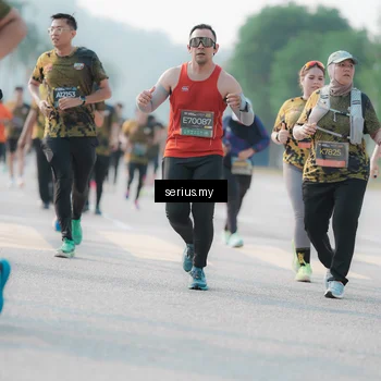 Runner Photo 6409010