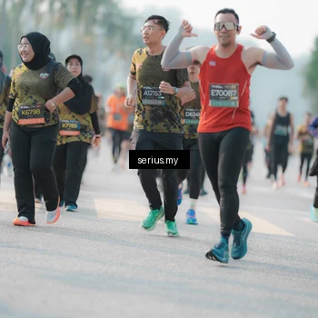 Runner Photo 6409012