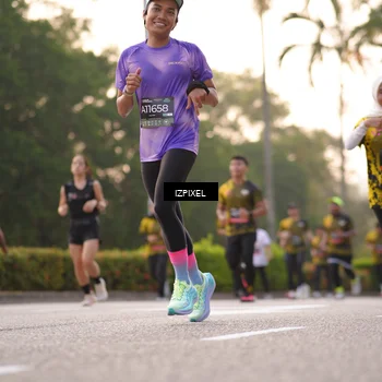 Runner Photo 6409087
