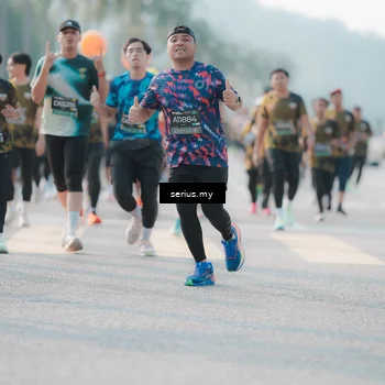 Runner Photo 6409144
