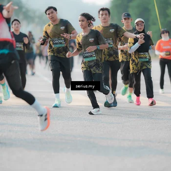 Runner Photo 6409175