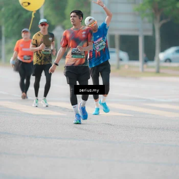 Runner Photo 6409184