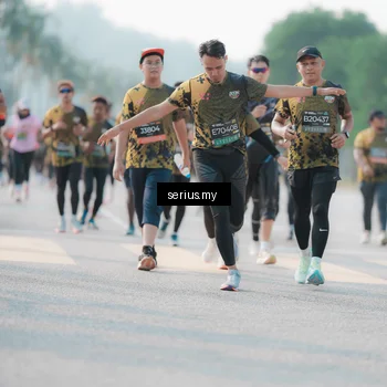 Runner Photo 6409219
