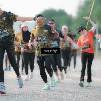 Runner Photo 6409221