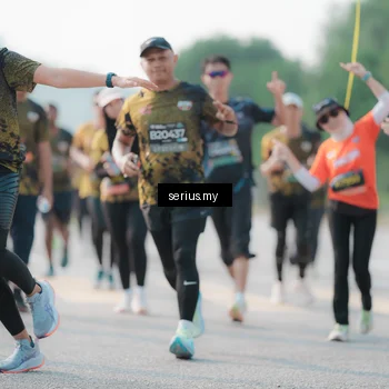 Runner Photo 6409222