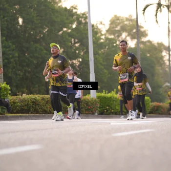 Runner Photo 6409224