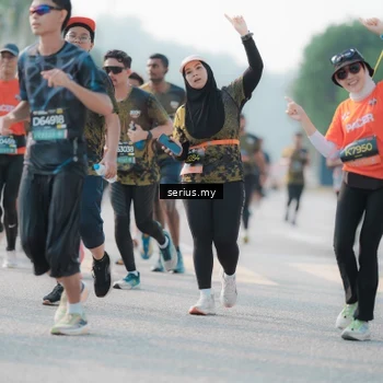 Runner Photo 6409237