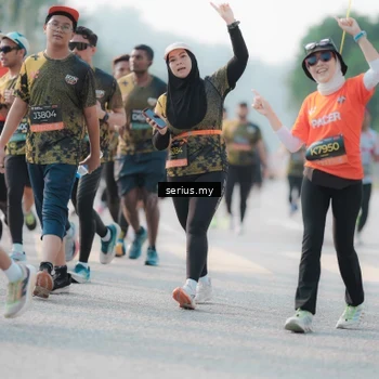 Runner Photo 6409242