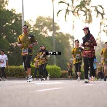 Runner Photo 6409254