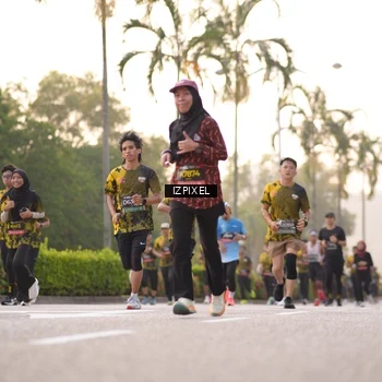 Runner Photo 6409330