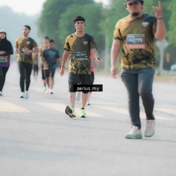 Runner Photo 6409331