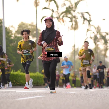 Runner Photo 6409335