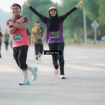 Runner Photo 6409363