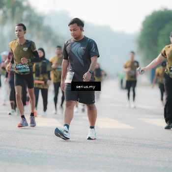 Runner Photo 6409425