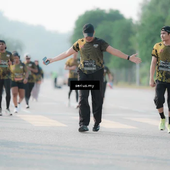 Runner Photo 6409446