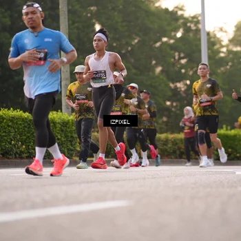 Runner Photo 6409494