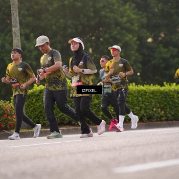 Runner Photo 6409550