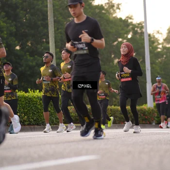 Runner Photo 6409556