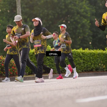 Runner Photo 6409651