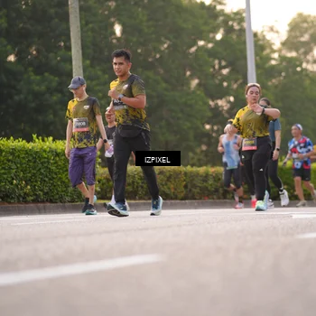 Runner Photo 6409786