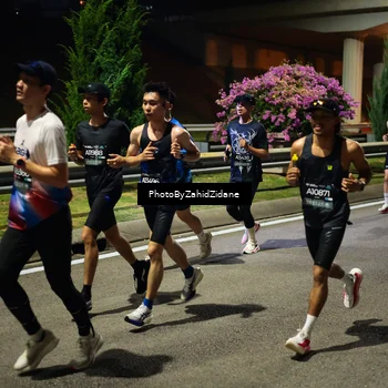 Runner Photo 6409800