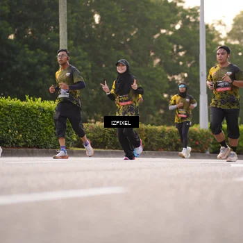 Runner Photo 6410001