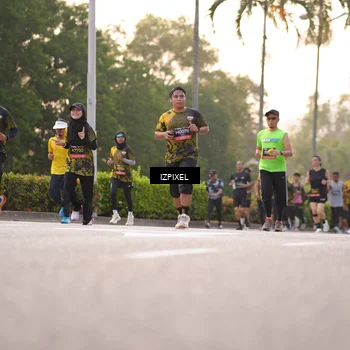 Runner Photo 6410007